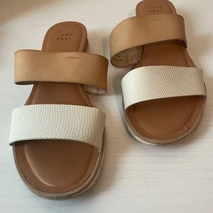 A new day shoes size 7.5